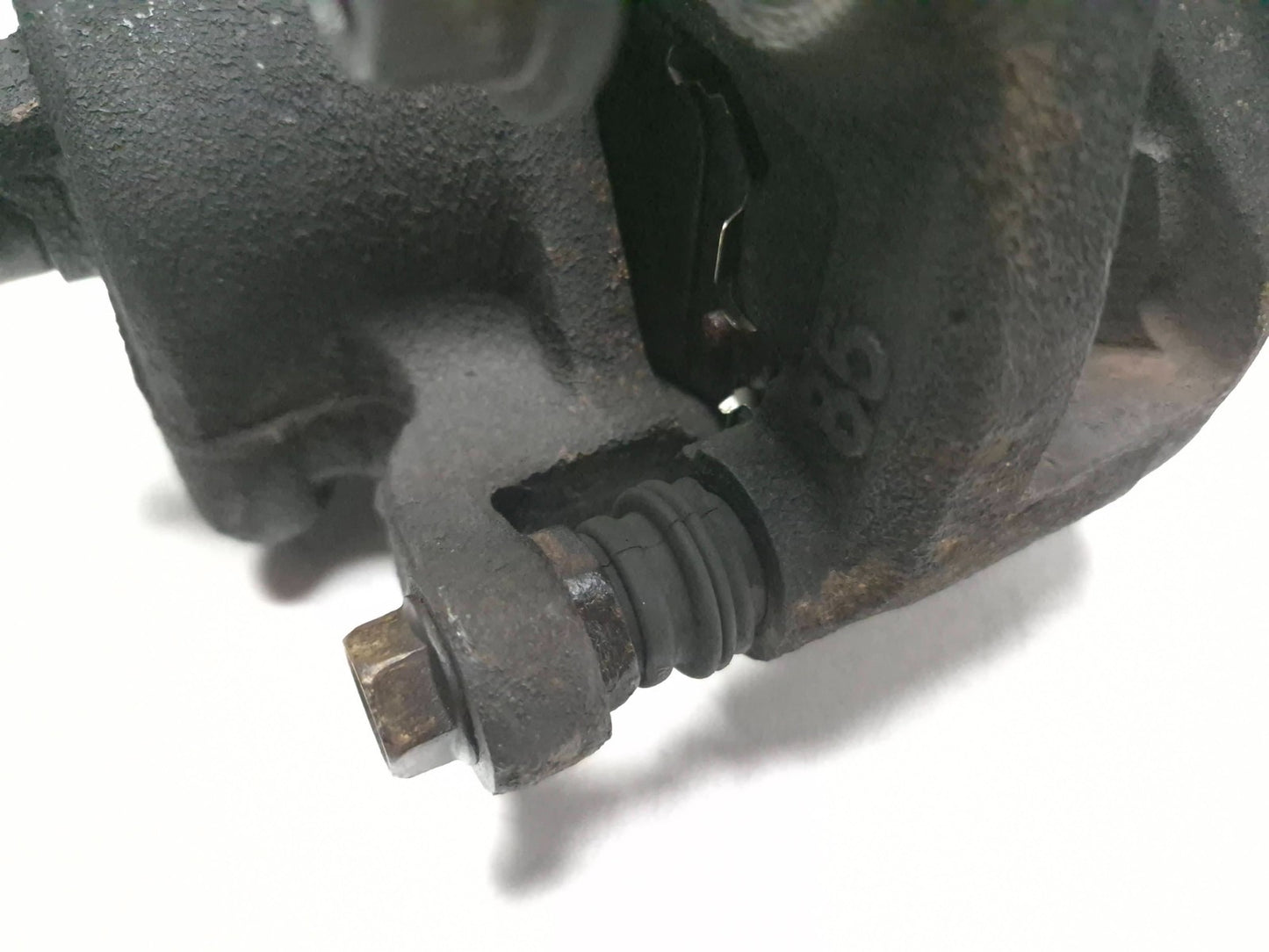 2011 Nissan Juke Brake Caliper Front Left & Right Pair OEM