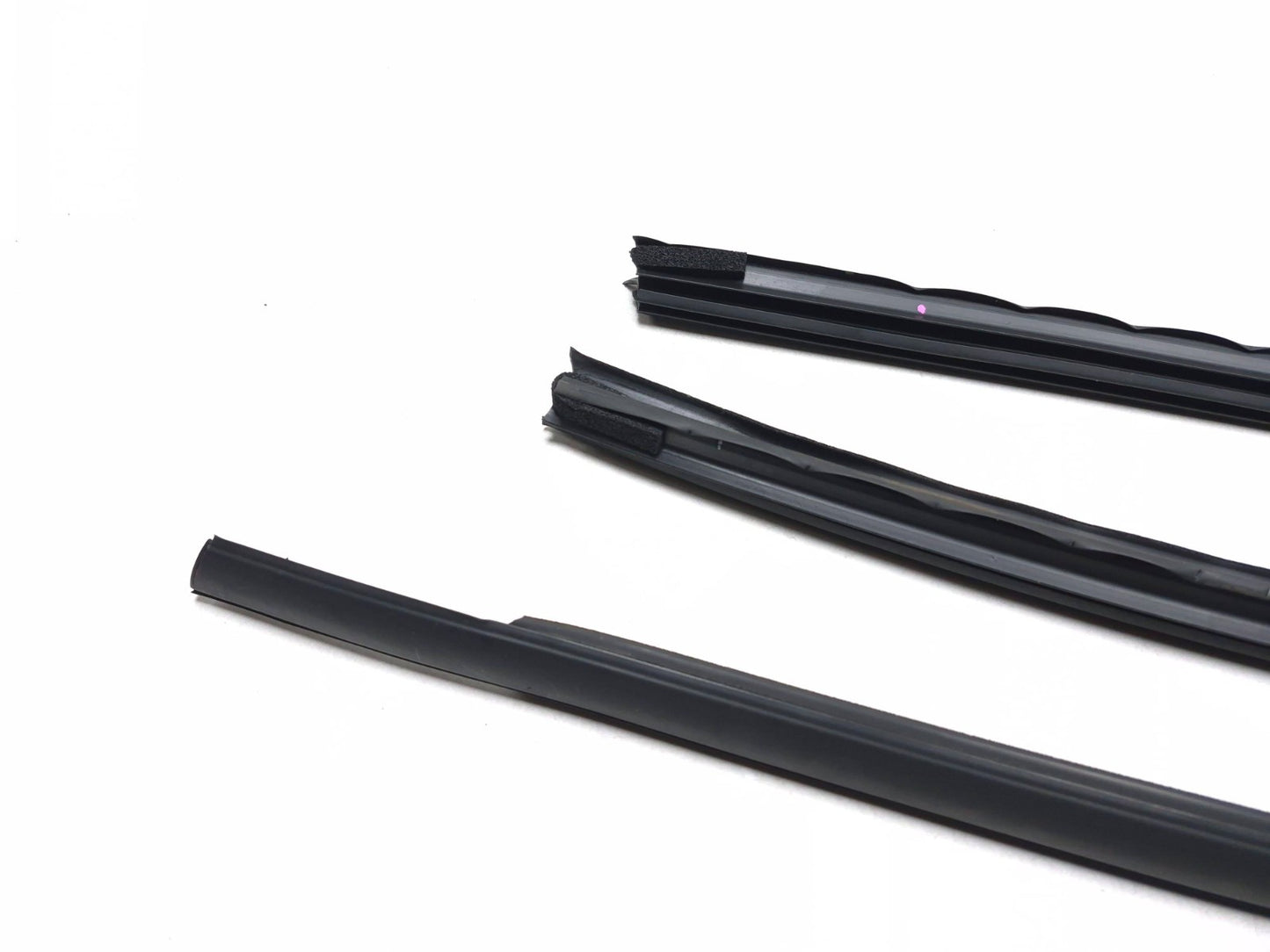 2019 Ford Ecosport Door Weatherstrip Front Driver Side Left OEM