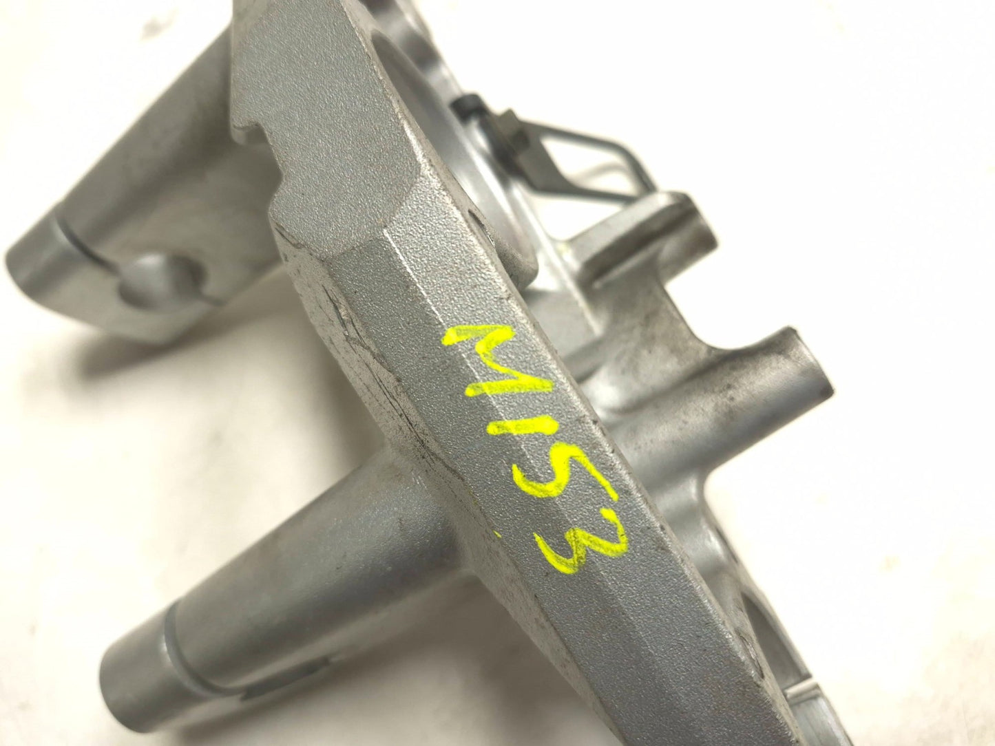 2004 Yamaha Fz6 S Upper Triple Tree OEM