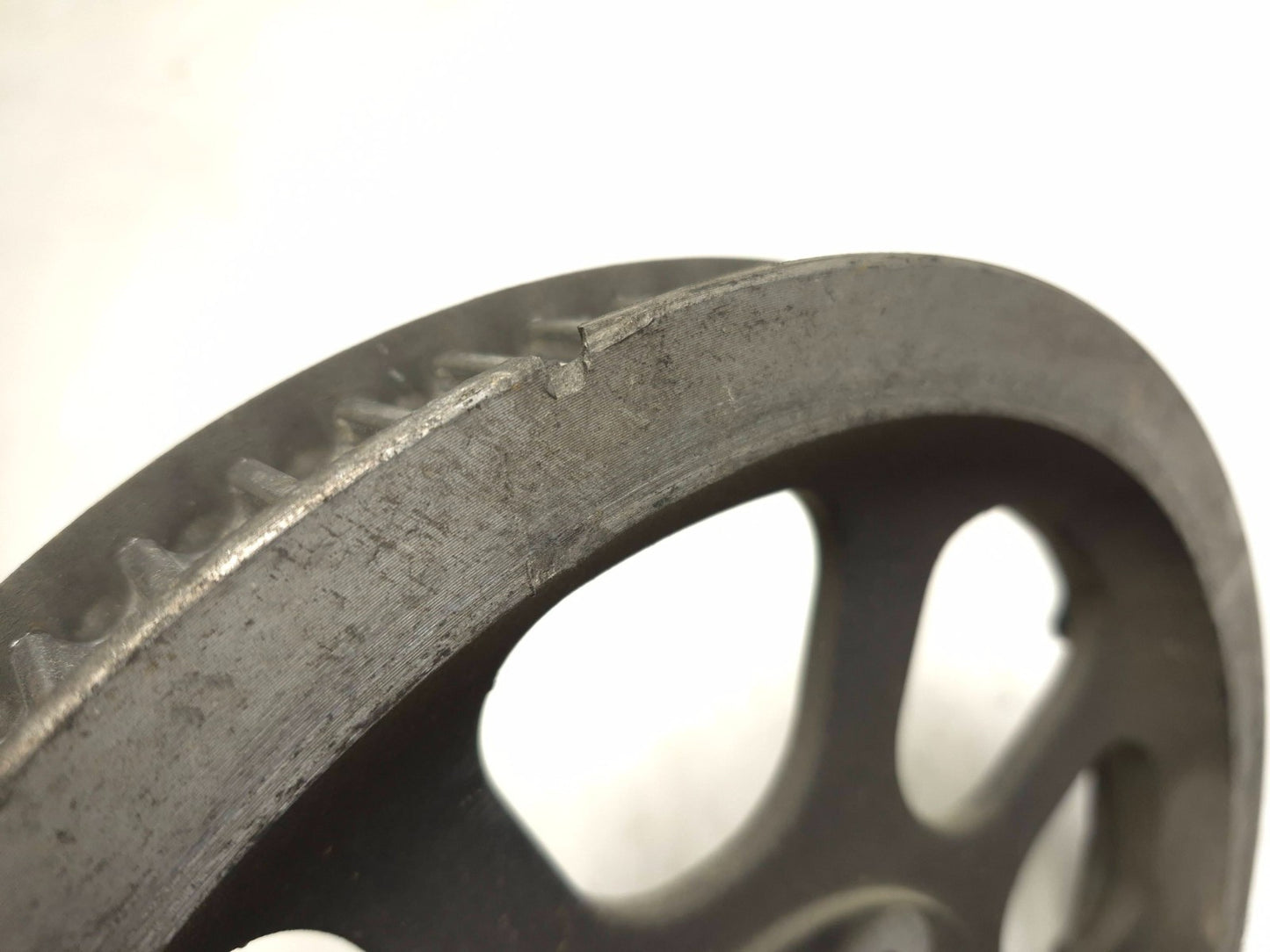 2004 Harley Softail Flstc Heritage Classic Rear Drive Pulley Sprocket OEM