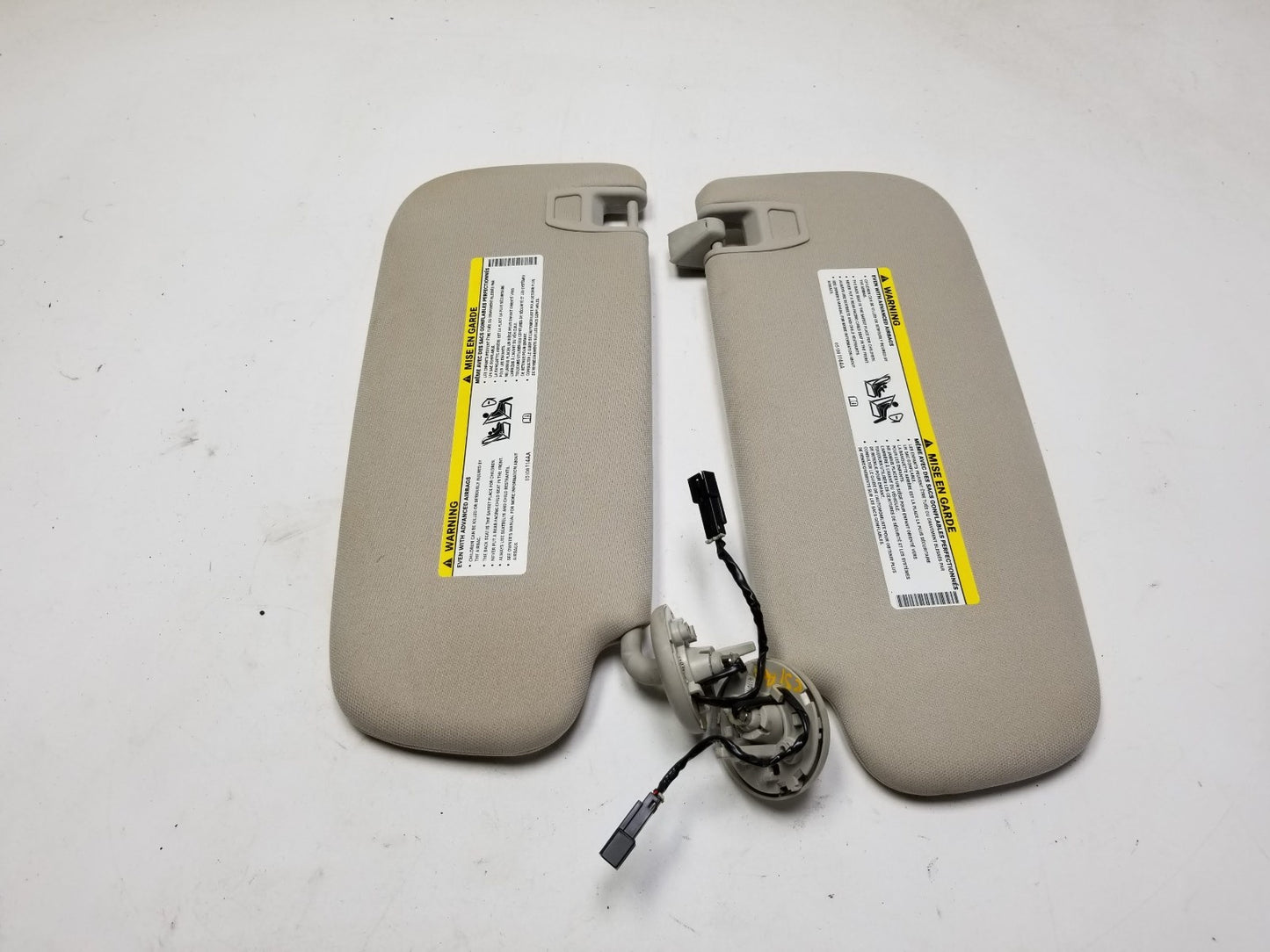 2012 Jeep Grand Cherokee Sun Visor Pair OEM