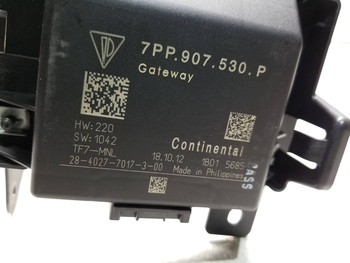 2013 Porsche Cayenne Gateway Control Module OEM