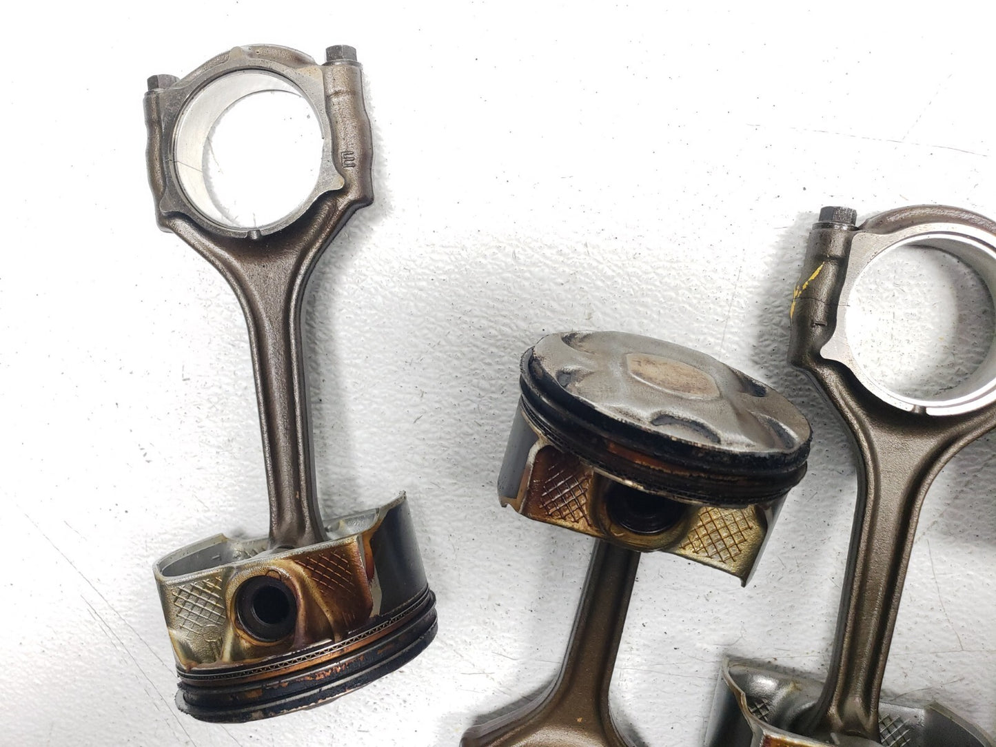2016 Jeep Cherokee 3.2l Piston W/ Connecting Rod 6pcs OEM