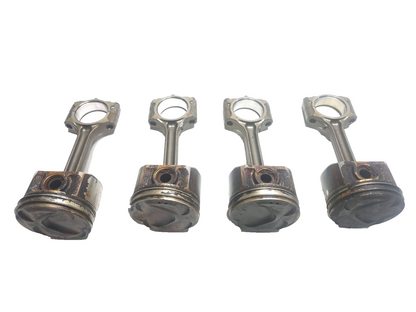 2015 Nissan Juke Piston & Connecting Rod 4pcs OEM