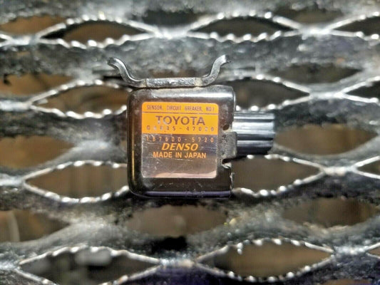 05 06 07 08 09 Toyota Prius Inverter Circuit Breaker Sensor G4845-47020  OEM