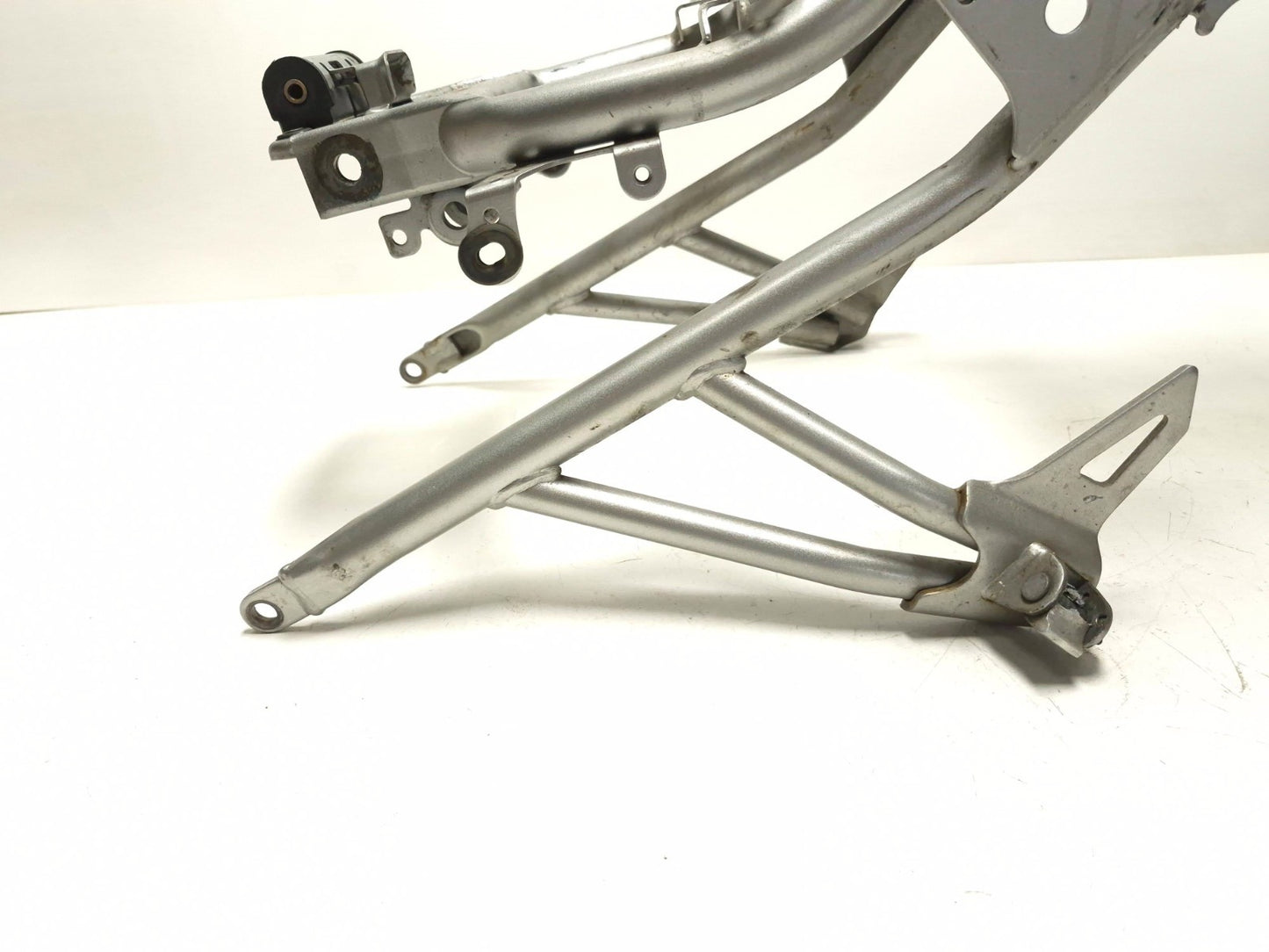 2004 Yamaha Fz6 S Rear Subframe OEM