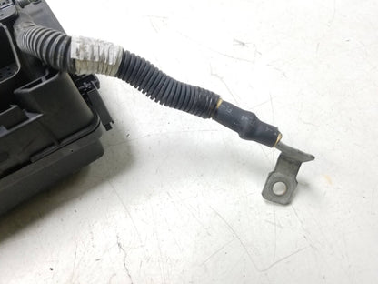 2010 - 2011 Cadillac SRX Engine Fuse Box Relay OEM