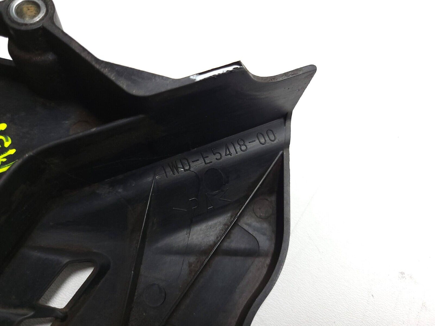 2015 - 2024 Yamaha Yzf-r3 Yzfr3 Front Sprocket Cover Gear Guard Shield  OEM