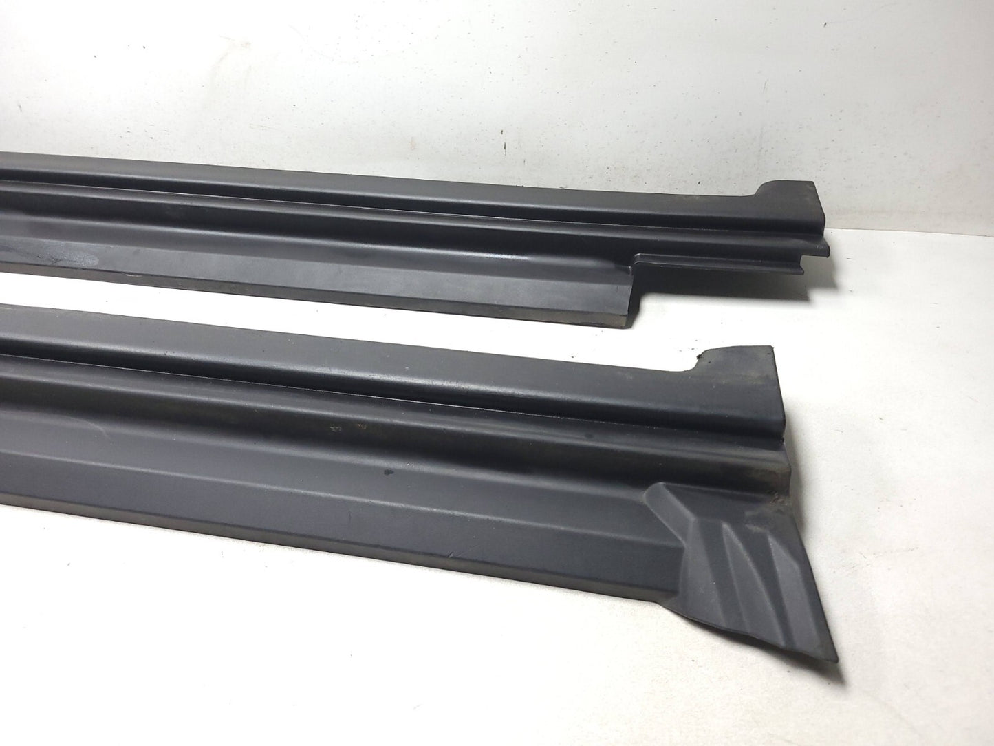 2007 Range Rover Skirt Rocker Panel Molding Left & Right Pair OEM