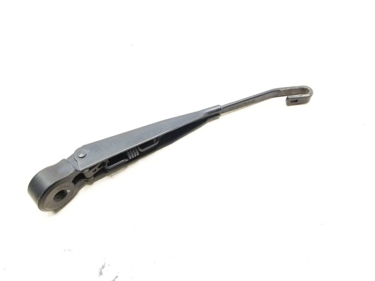 2007-2012 Dodge Caliber Rear Back Glass Rear Wiper Arm 05303787ad  OEM