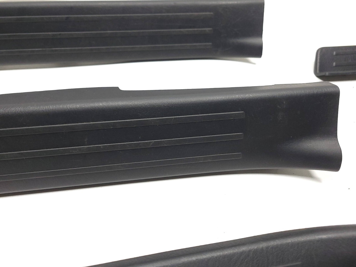 2007 - 2015 Mazda Cx-9 Door Scuff Plate Trim Front & Rear 8pcs OEM