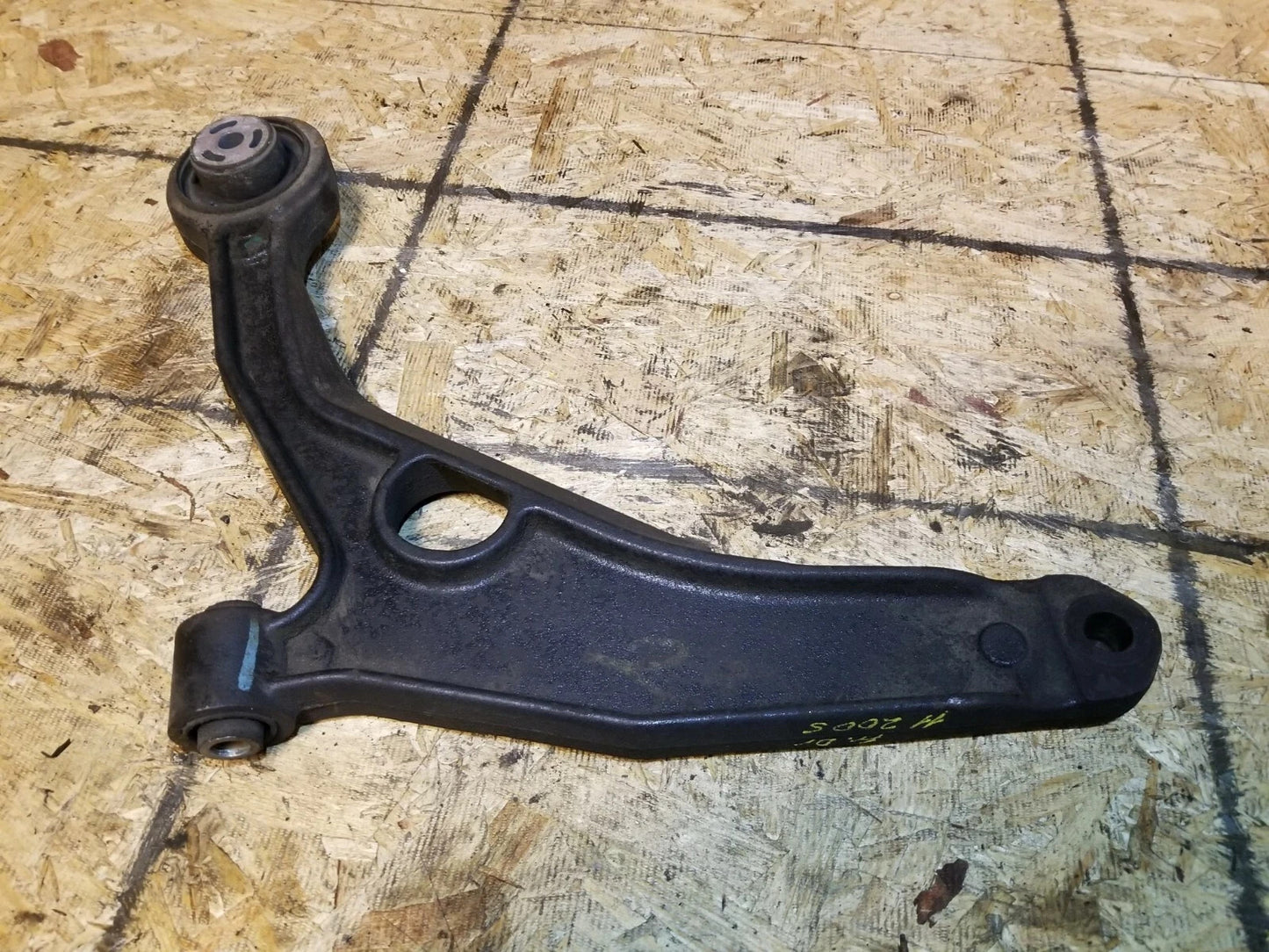 2011 Chrysler 200 Cabrio Front Lower Control Arm Left & Right OEM