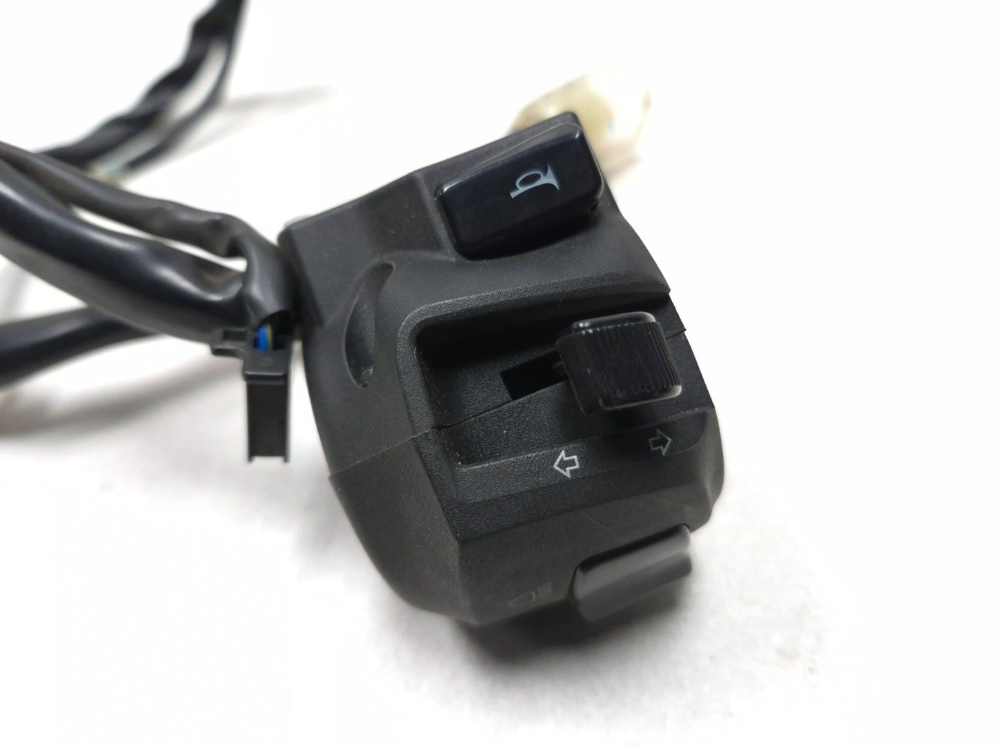 2015 Yamaha Yzf-r3 Left Handlebar Headlight Turn Horn Switch OEM