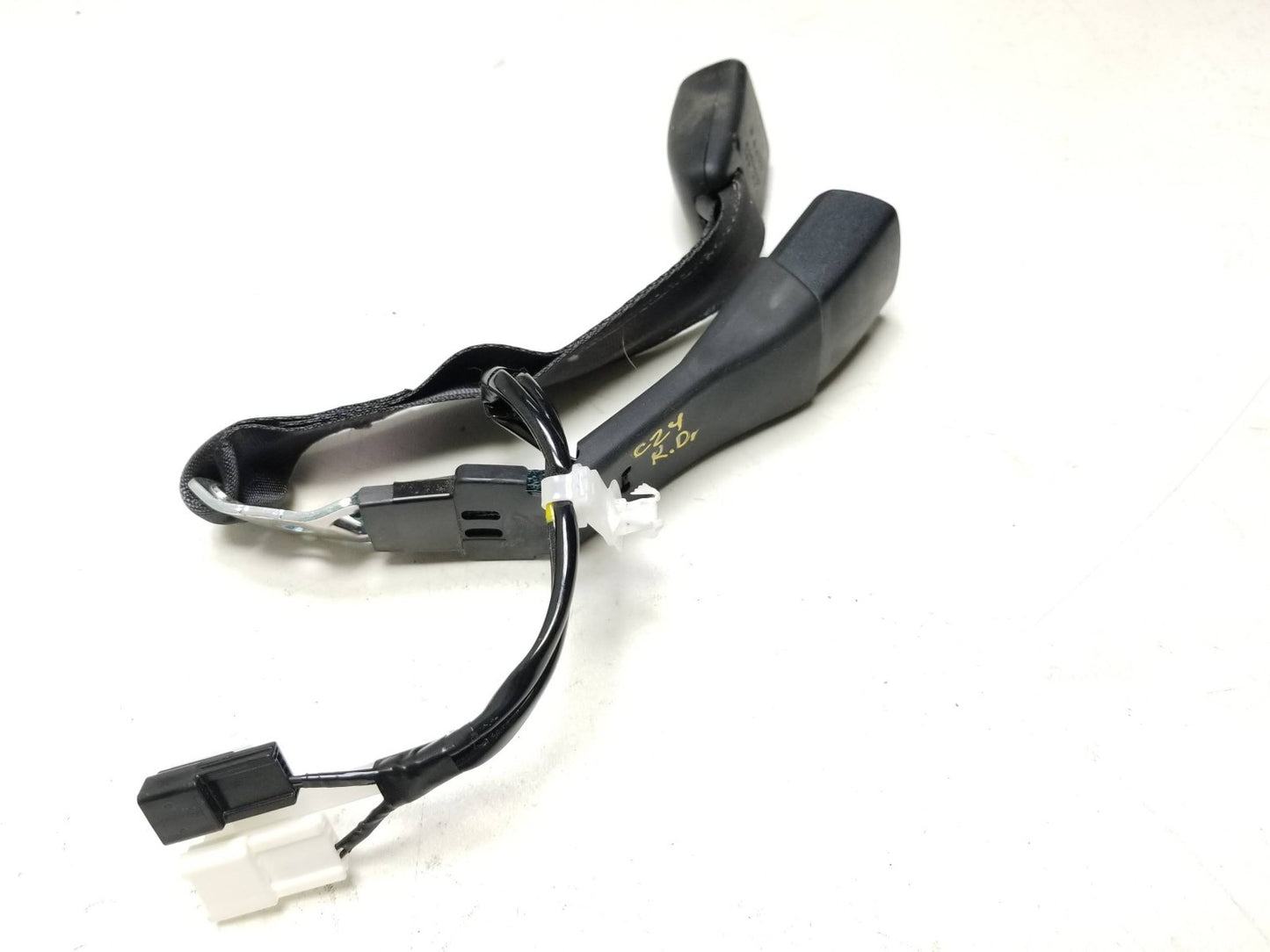 11-17 Lexus CT200h Rear Seat Belt Buckle Driver Side Oem✅