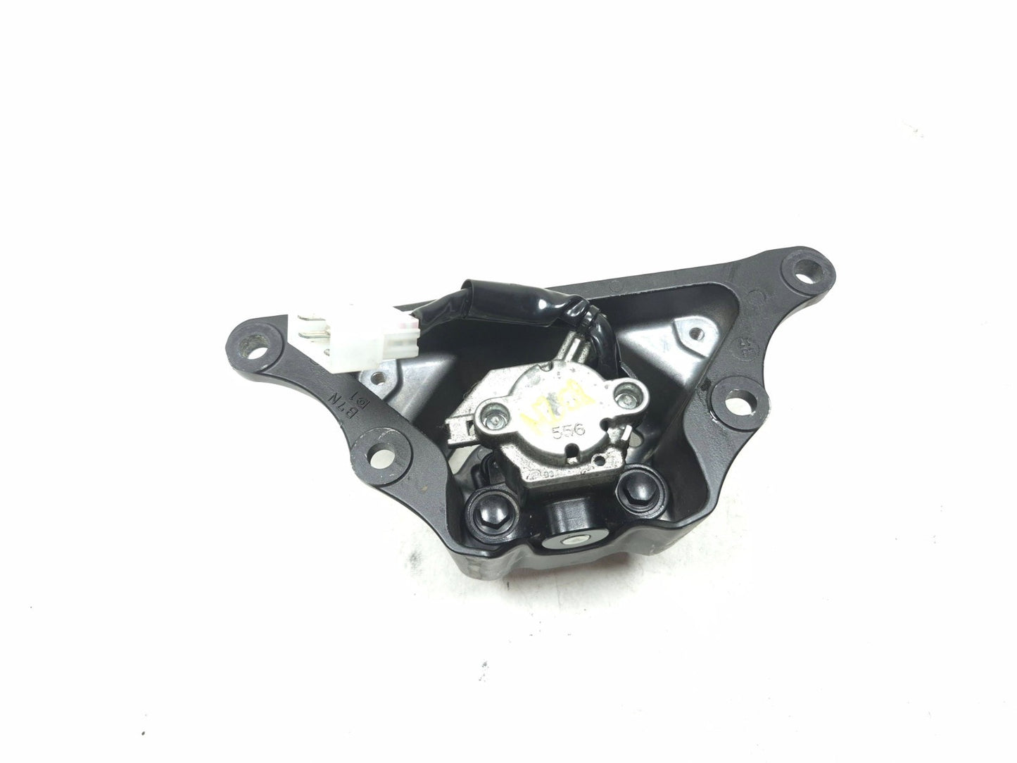 2025 Yamaha Xsr900 Igniton Lock Switch & Fuel Cap Pair OEM