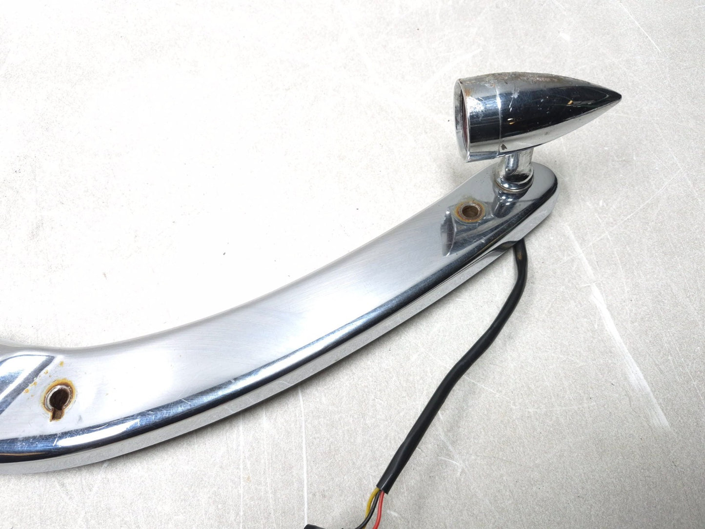 1999 Yamaha V Star Xvs650 Rear Fender Stay Grab Right W/ Turn Signal Assy OEM