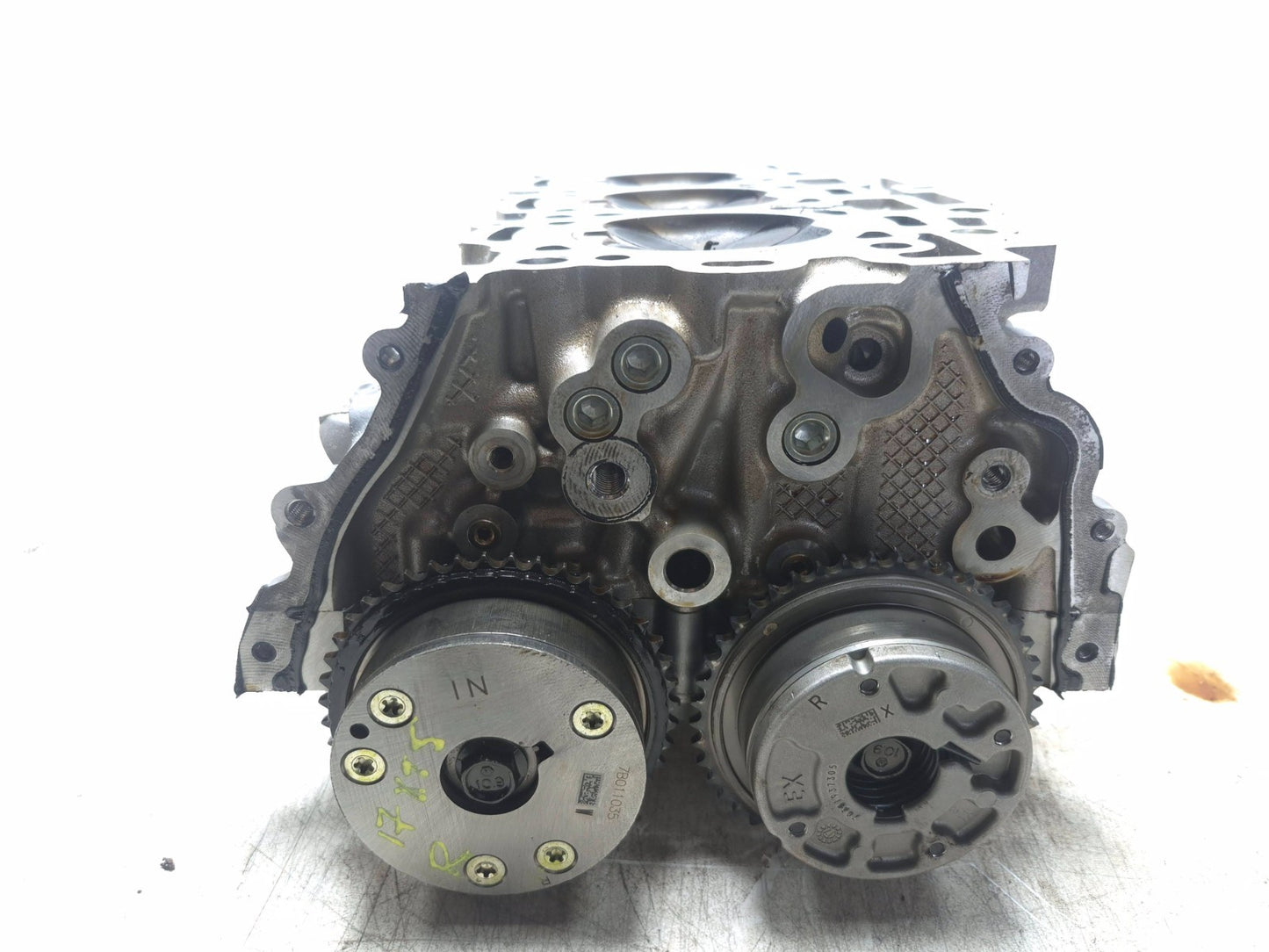 2017 Cadillac Xt5 Cylinder Head Driver Side Left OEM