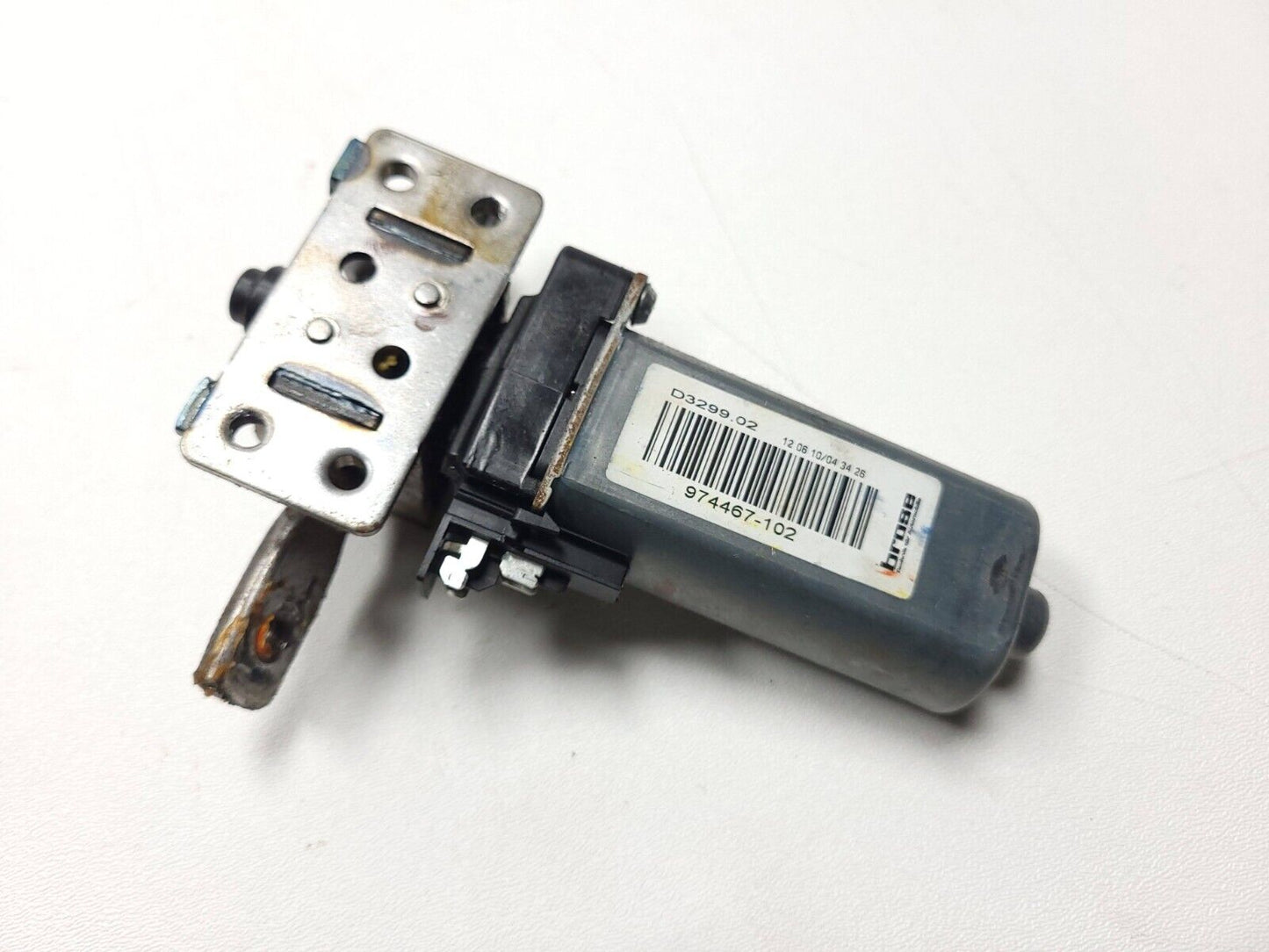2010-1019 Jaguar XJ Front Seat Adjust Motor Passenger Right 5pcs OEM