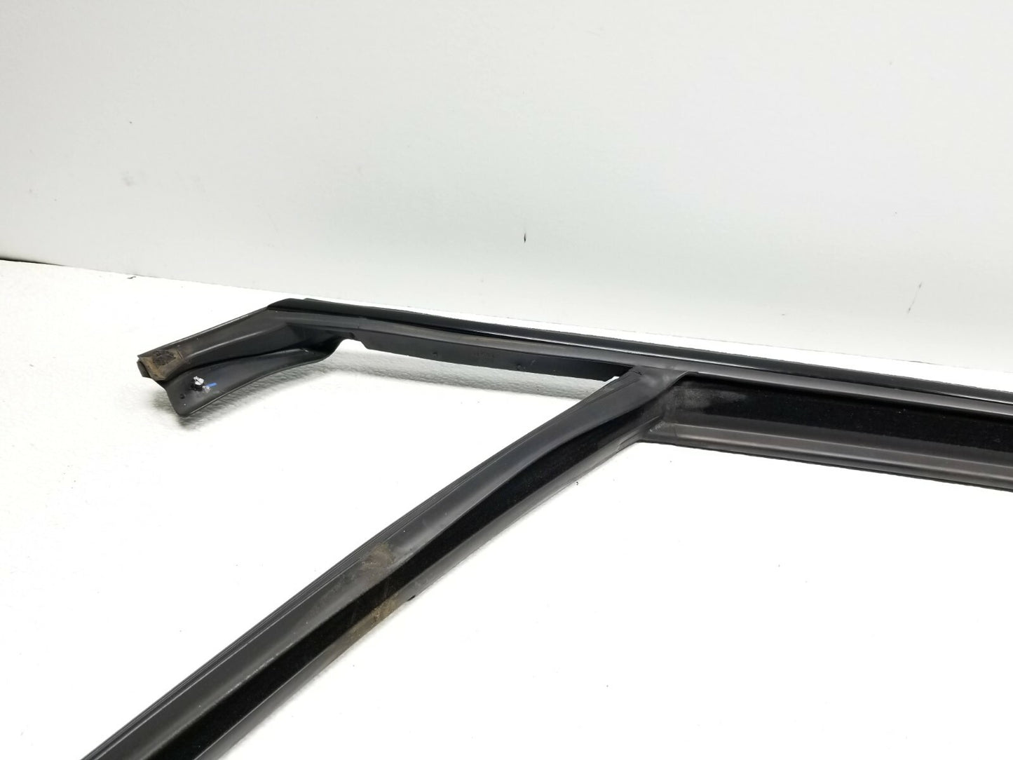 2013 Dodge Dart Front Driver Door Glass Weatherstrip Seal OEM