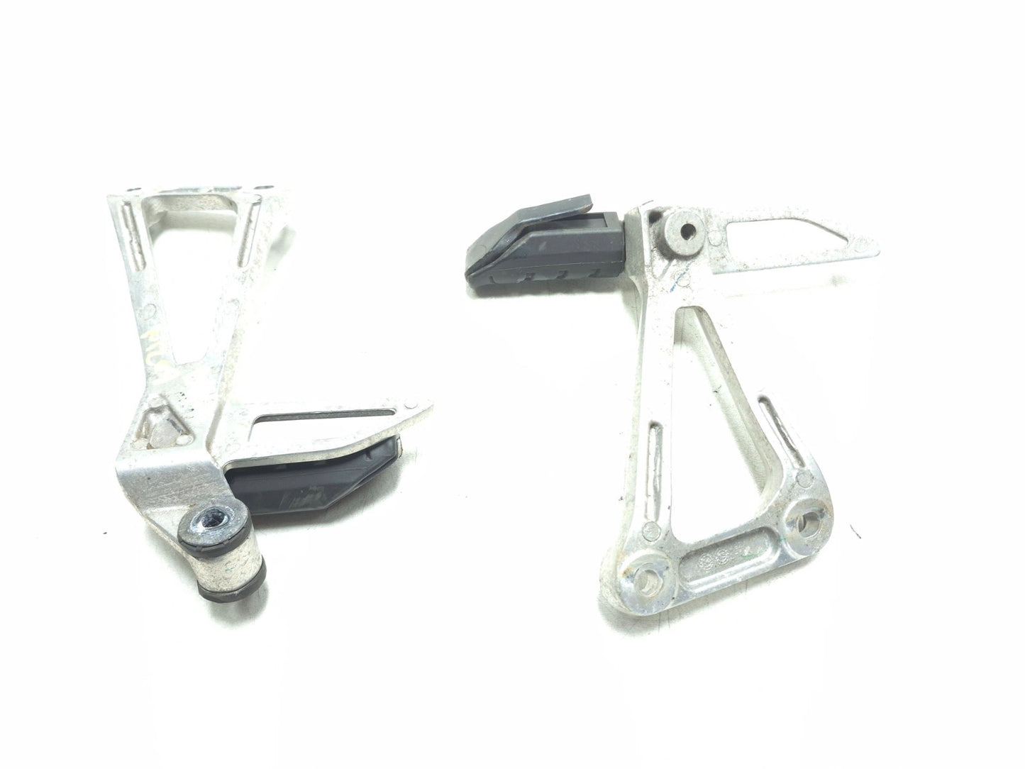 2015 Honda Cbr500r Rear Footrest Left & Right Pair OEM