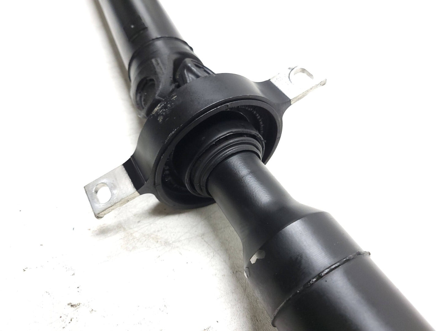 12-18 BMW 330xi F30 Rear Driveshaft 8676286 OEM ✅ 76k Miles