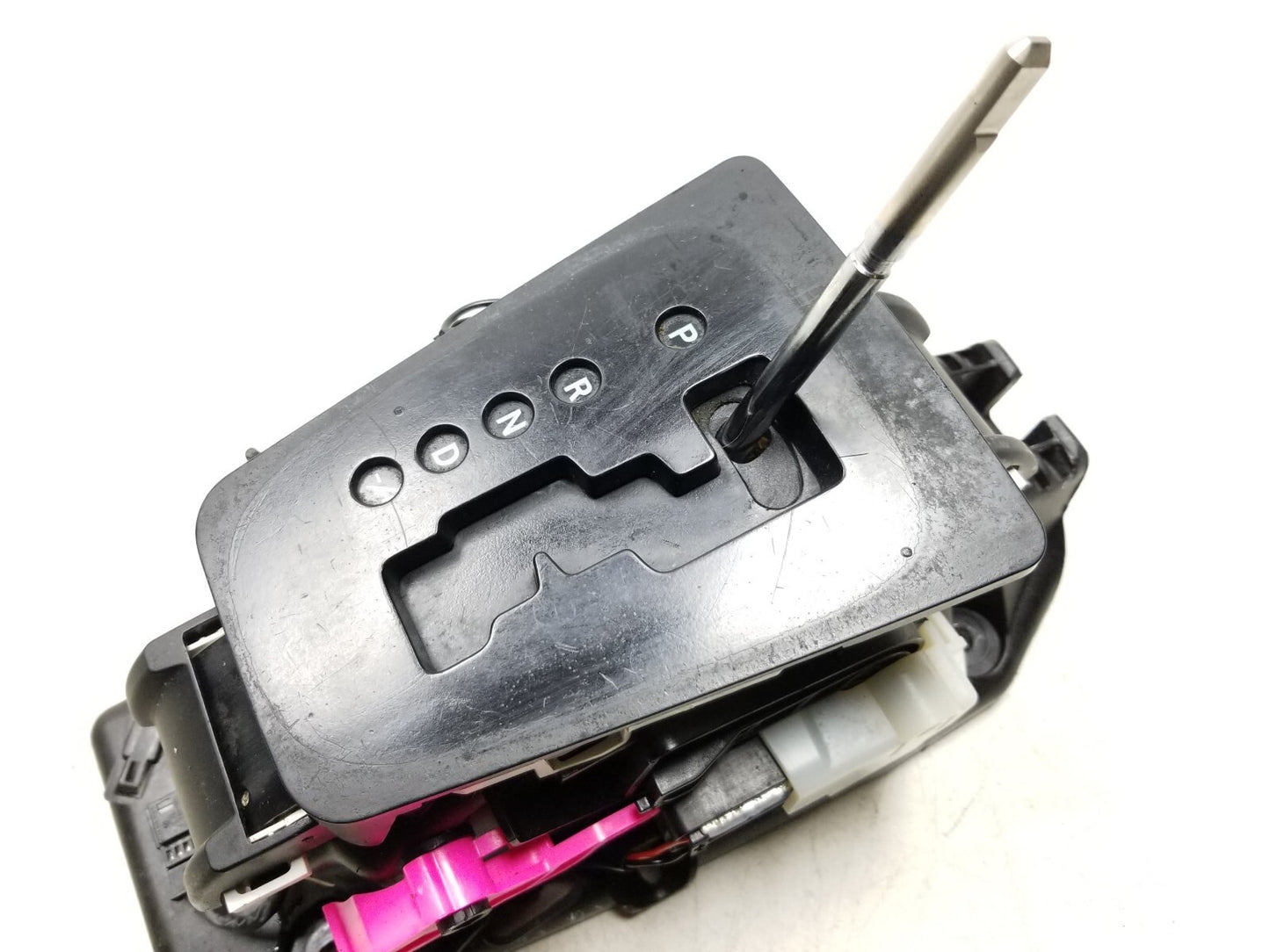 2013 Chrysler 200 Automatic Gear Shifter Selector Lever OEM