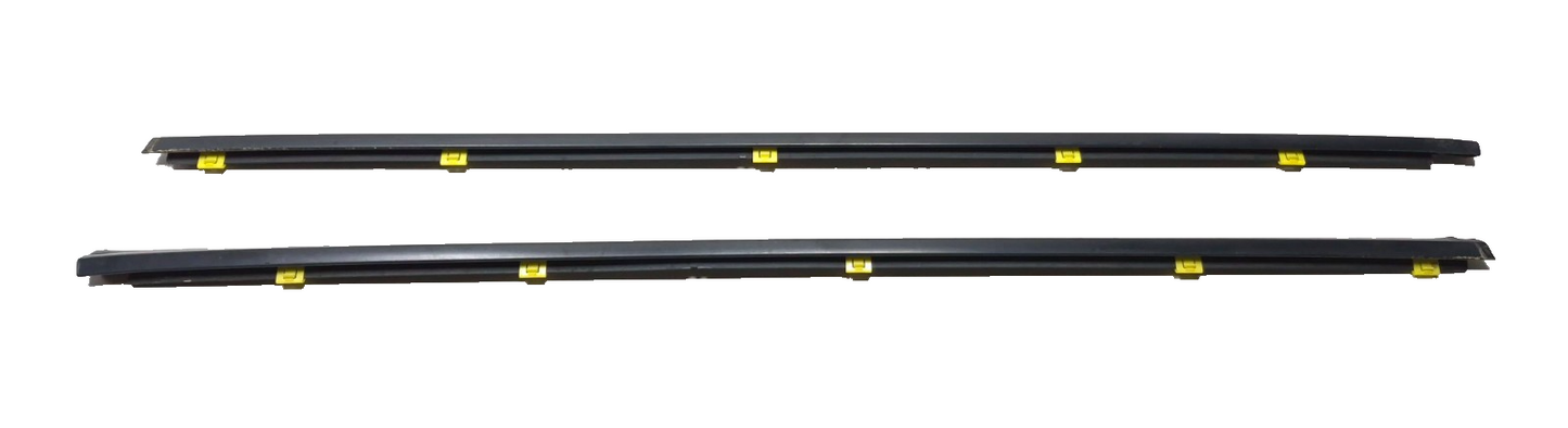 2013 Hyundai Genesis Coupe Door Glass Belt Seal Molding OEM