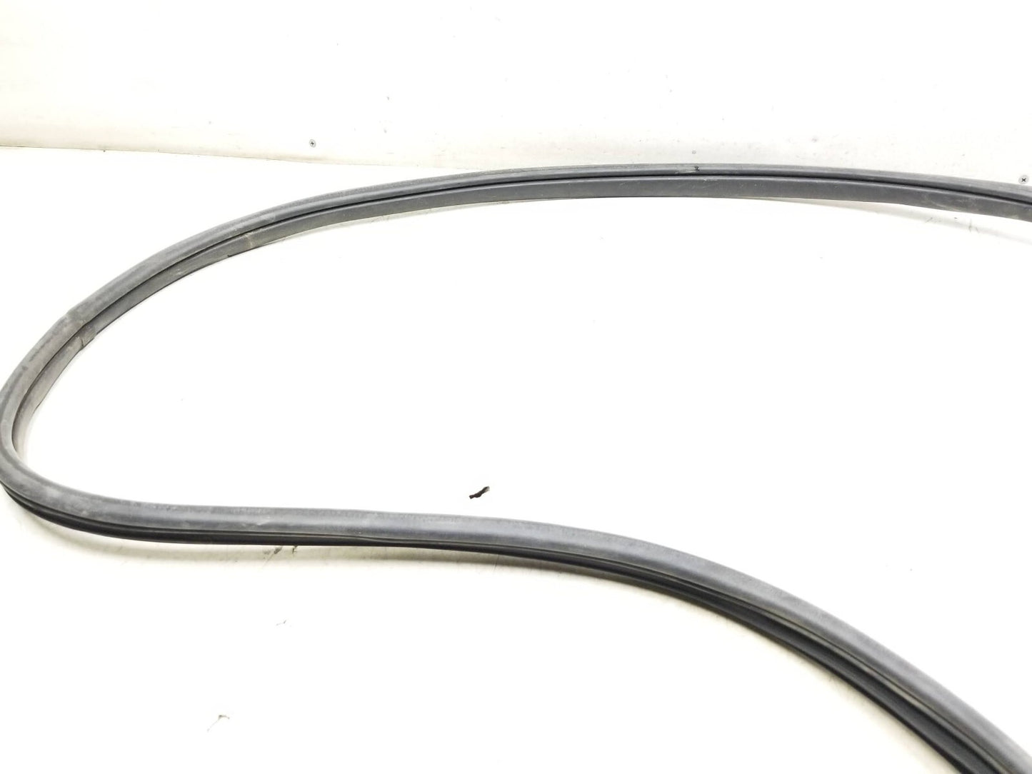 2011 - 2013 Kia Sportage Door Weatherstrip Seal Rear Passenger Side Right OEM