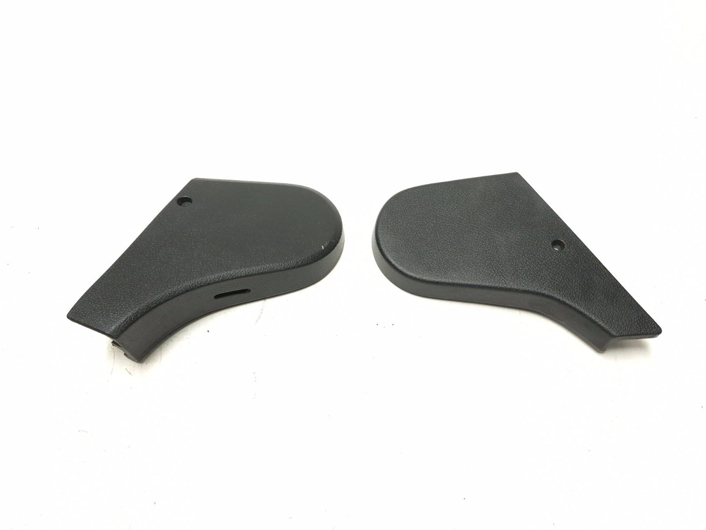 2011 Volkswagen Tiguan Rear Seat Side Cap Trim Passenger Side Right OEM