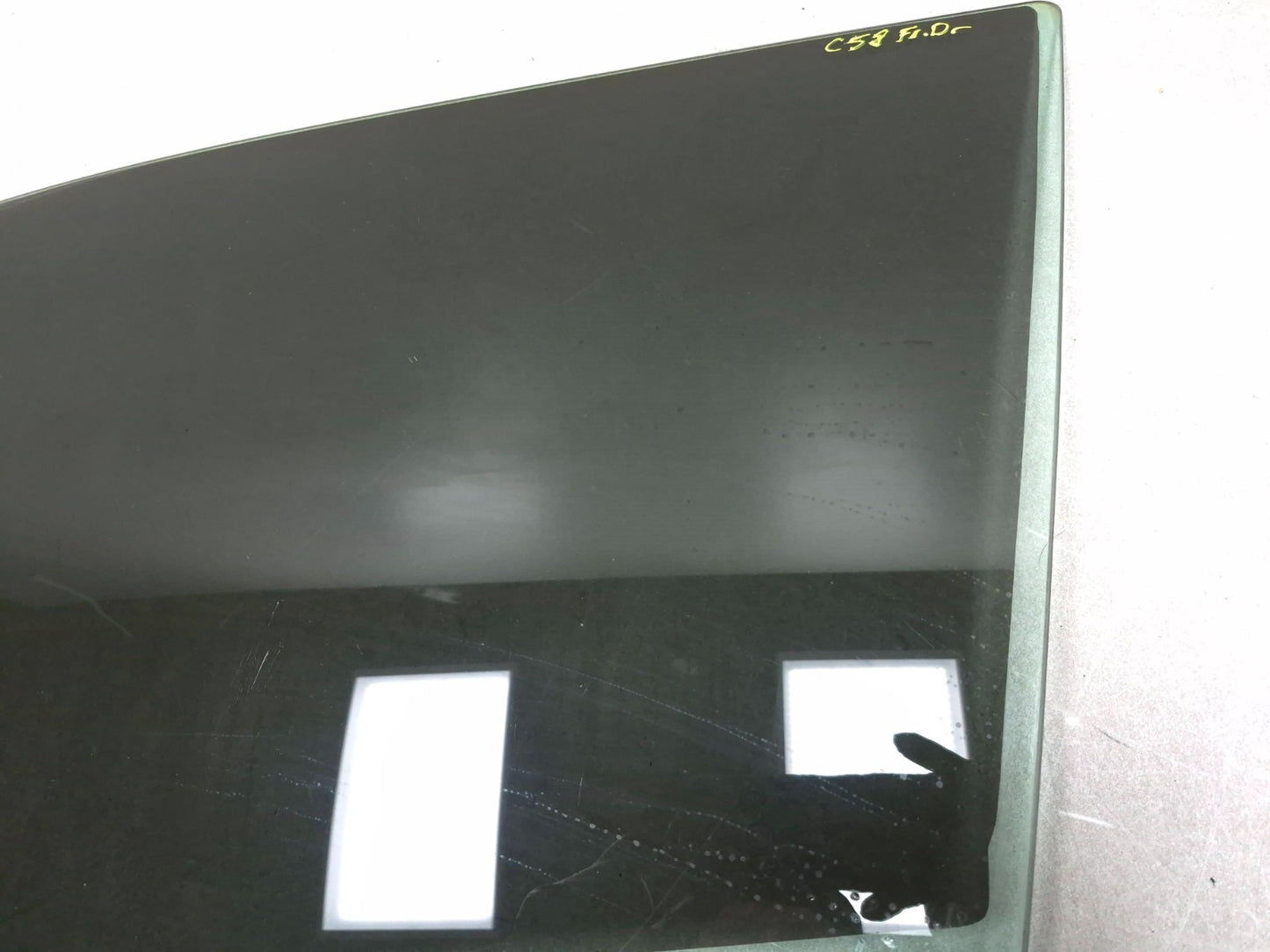 2018 Chrysler 300 Limited AWD Front Left Driver Side Door Window Glass OEM