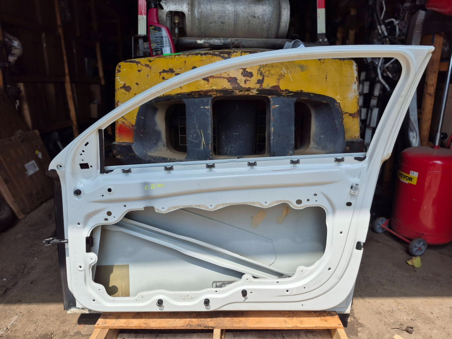 2012 Volvo C30 Front Door Shell Passenger Right  OEM