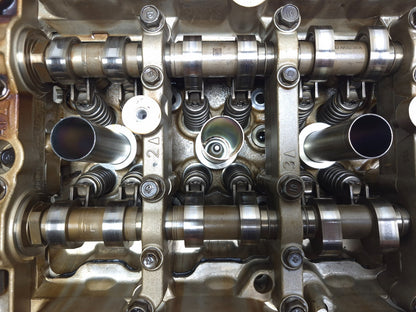 2019 Hyundai Kona 2.0l Engine Cylinder Head W/ Camshaft OEM