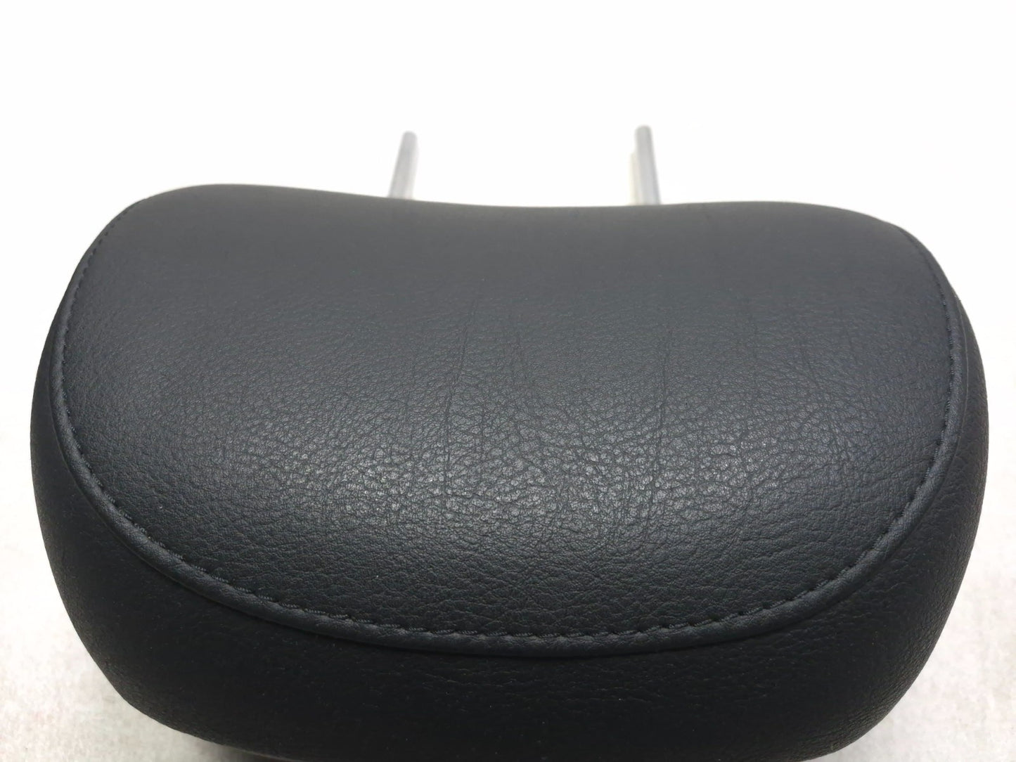 2005 BMW 325i Front Seat Headrest Pair OEM