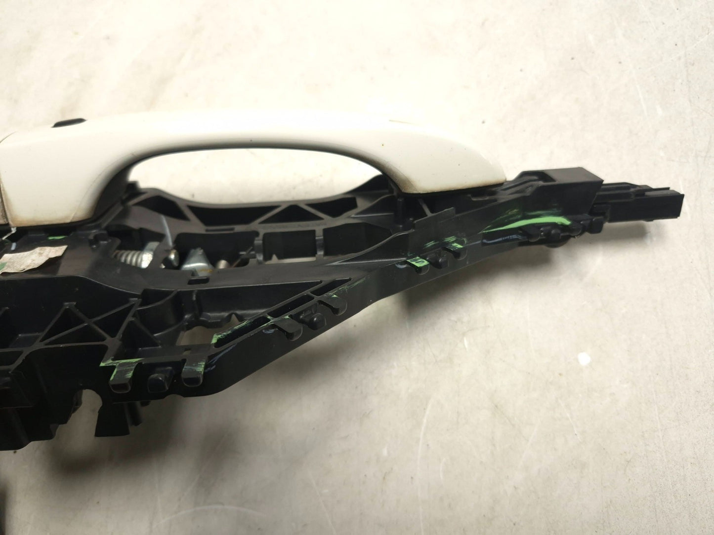 2017 Dodge Journey Front Exterior Door Handle Passenger Side Right OEM