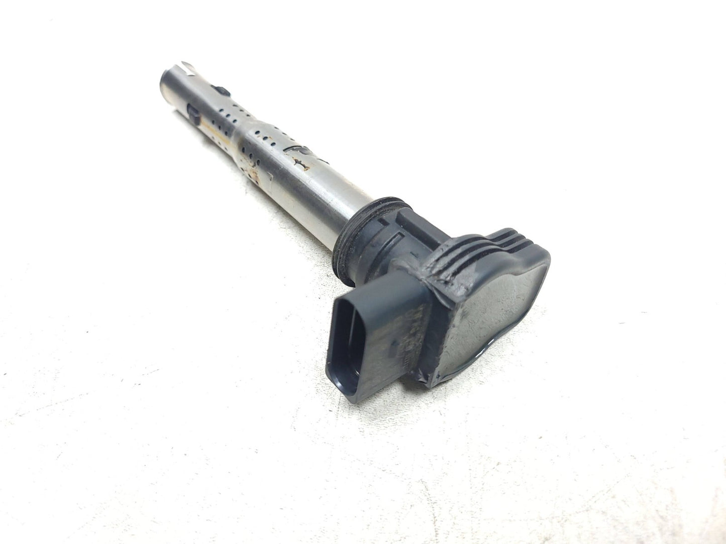 2009 - 2012 Audi A4 S4 Sedan Ignition Coils