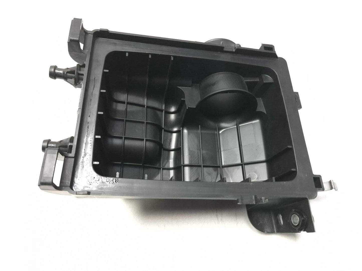 2011 Nissan Juke Air Filter Housing Box OEM