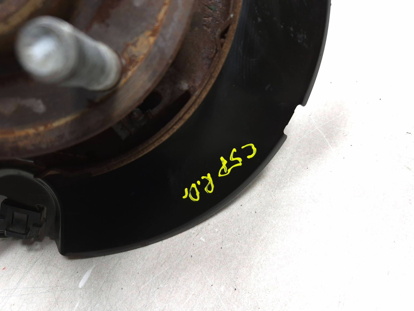 2018 Chrysler 300 AWD Rear Spindle Knuckle Wheel Hub Driver Side Left OEM