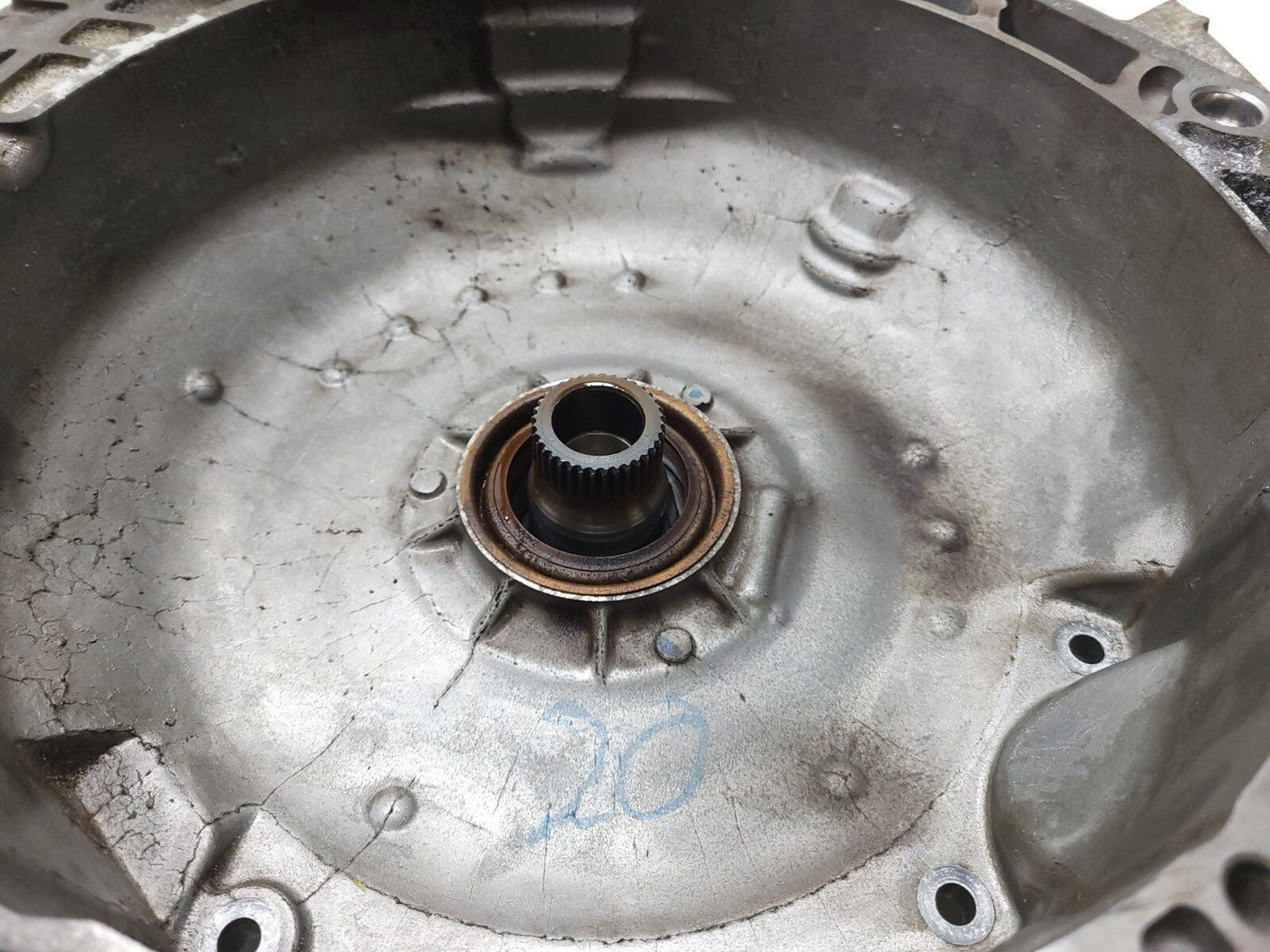 2010 - 2016 Cadillac SRX At Automatic Transmission Case Bell Housing & Cover OEM