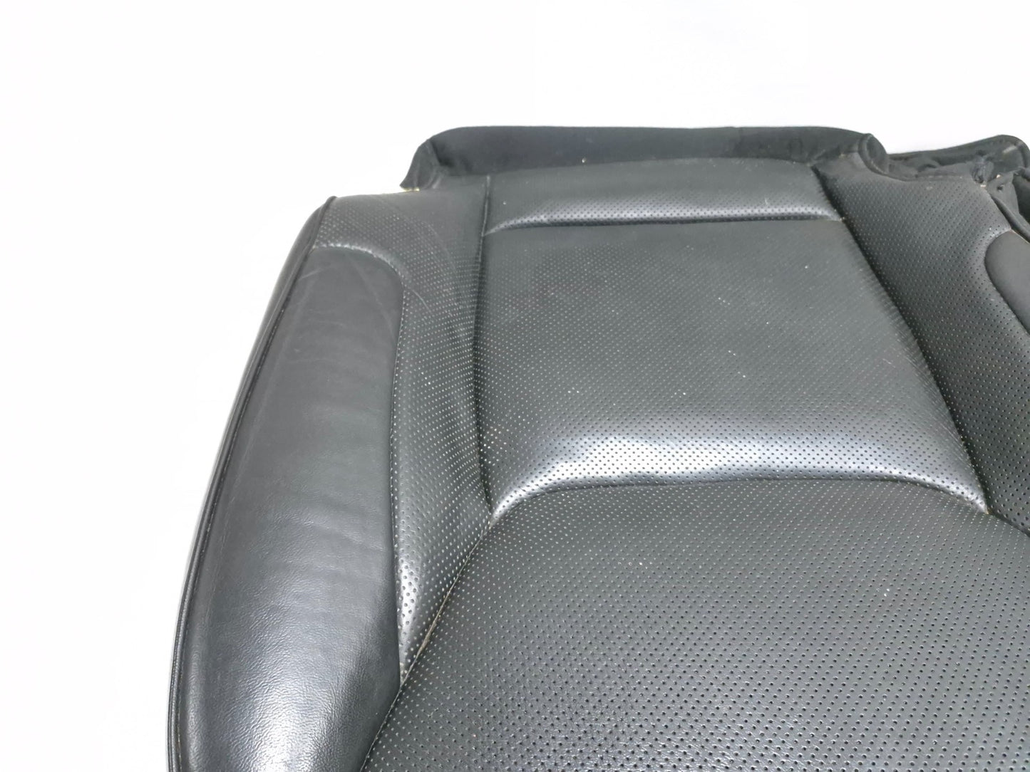 2018 Chrysler 300 Limited AWD Seat Cushion Front Passenger Side Lower OEM