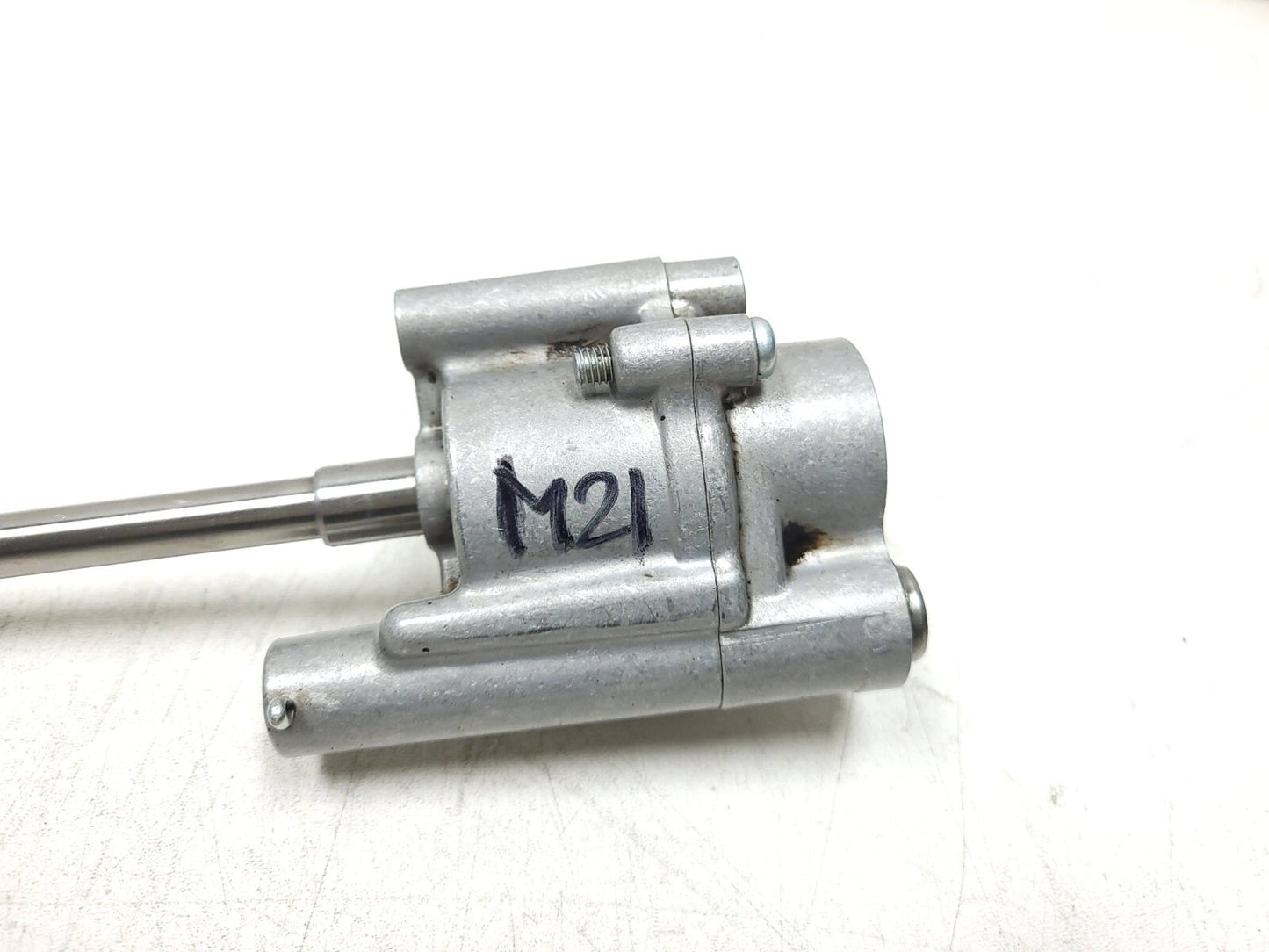 1984 - 1987 Honda Gl1200 Goldwing Oil Pump 15110-mg9-000 OEM