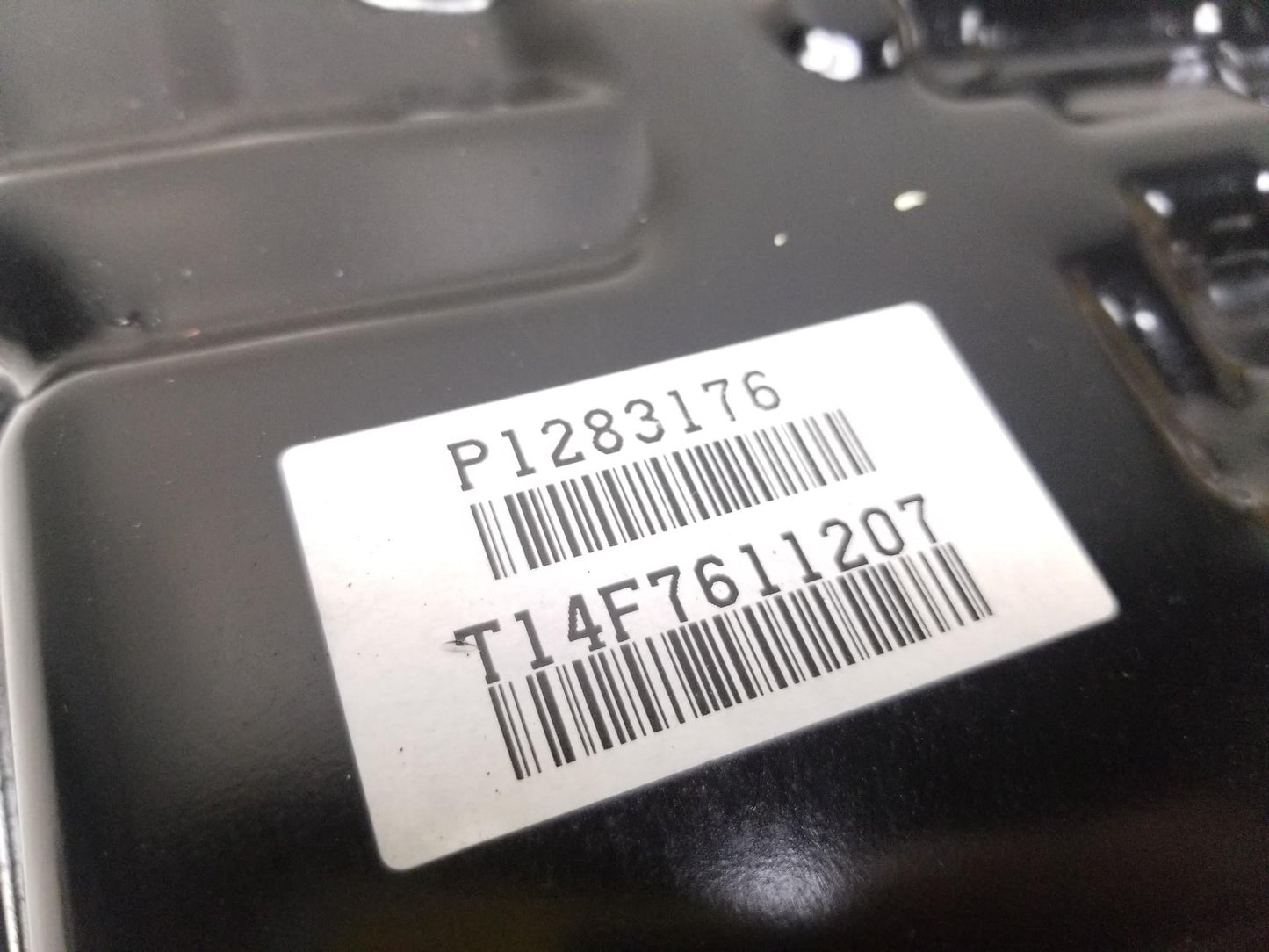 2015 Volvo S60 Automatic Transmission Oil Pan P1283176 OEM *tg-81sc*