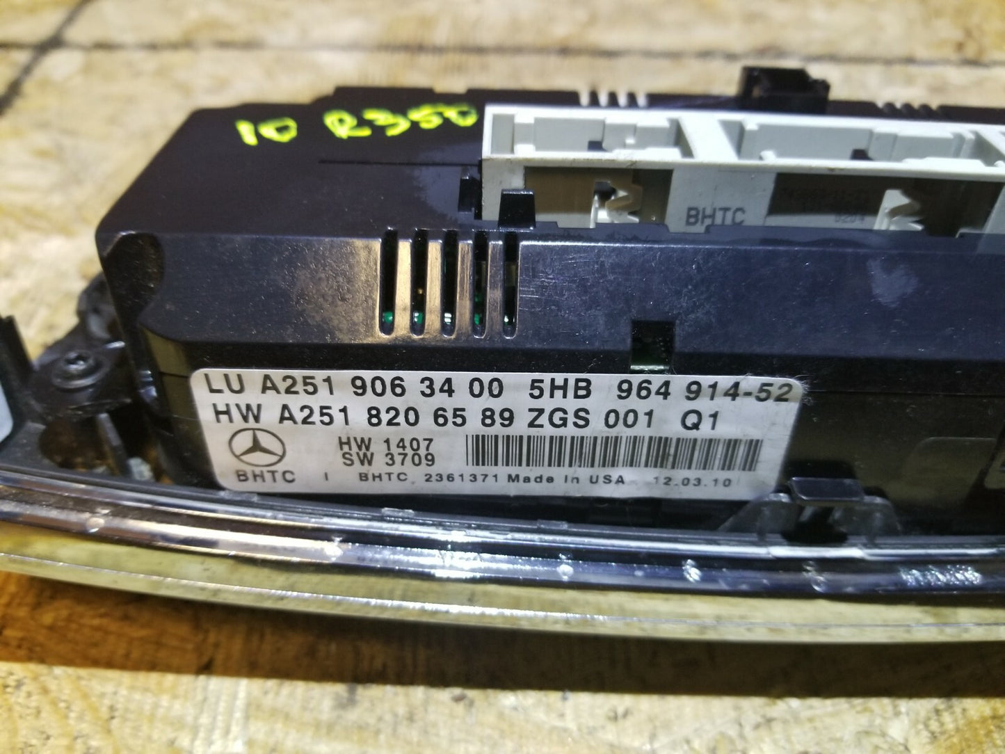 2010 Mercedes-benz R350 Front AC Heater Control Panel OEM