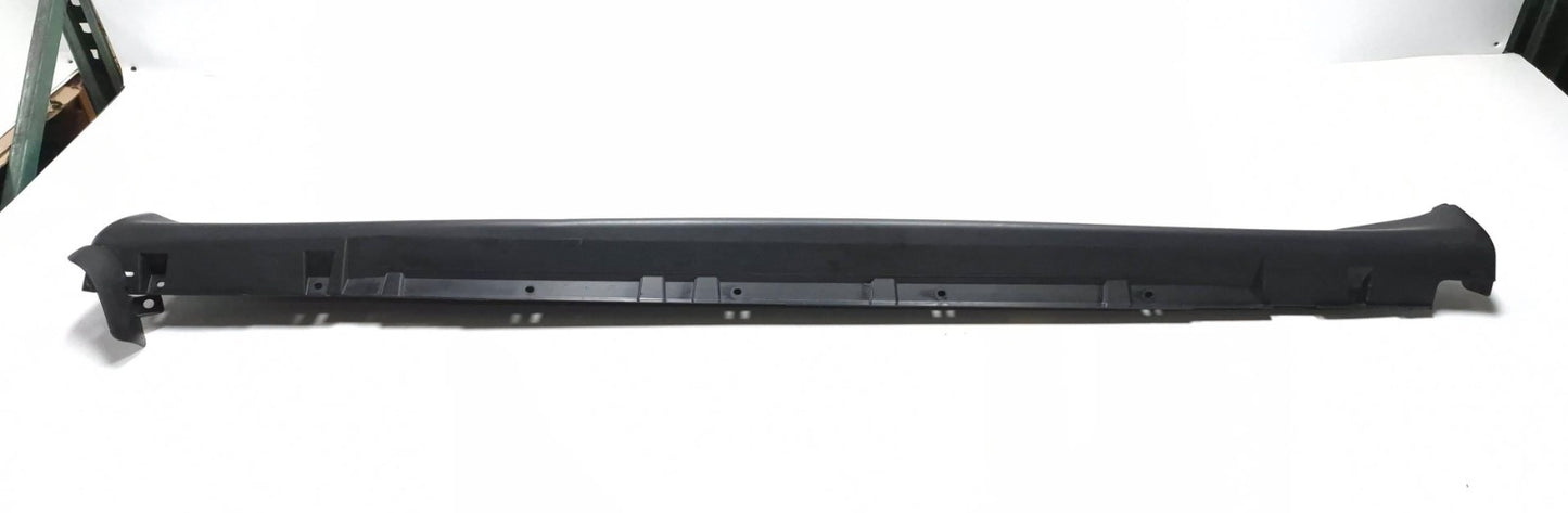 2011 Nissan Juke Rocker Panel Skirt Molding OEM