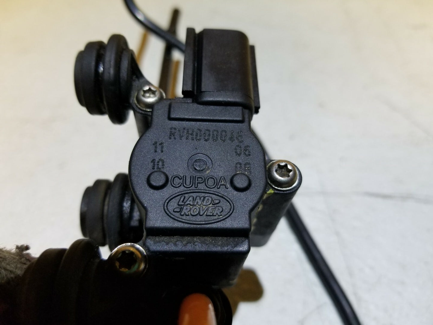 2009 Range Rover Sport Air Suspension Pressure Relief Valve OEM