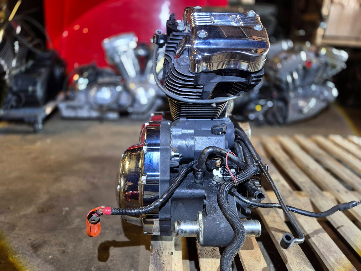 2004-2006 Harley Sportster 1200 Xl1200c Engine Motor Only 6k Miles OEM Evo