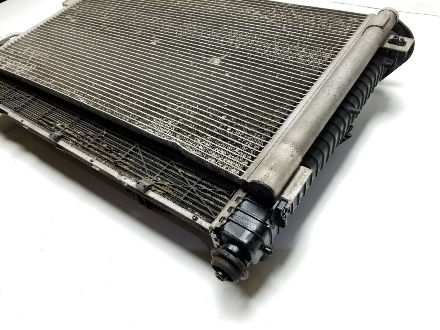 13 14 15 16 GMC Acadia Radiator Condenser Cooling Fan Assy OEM