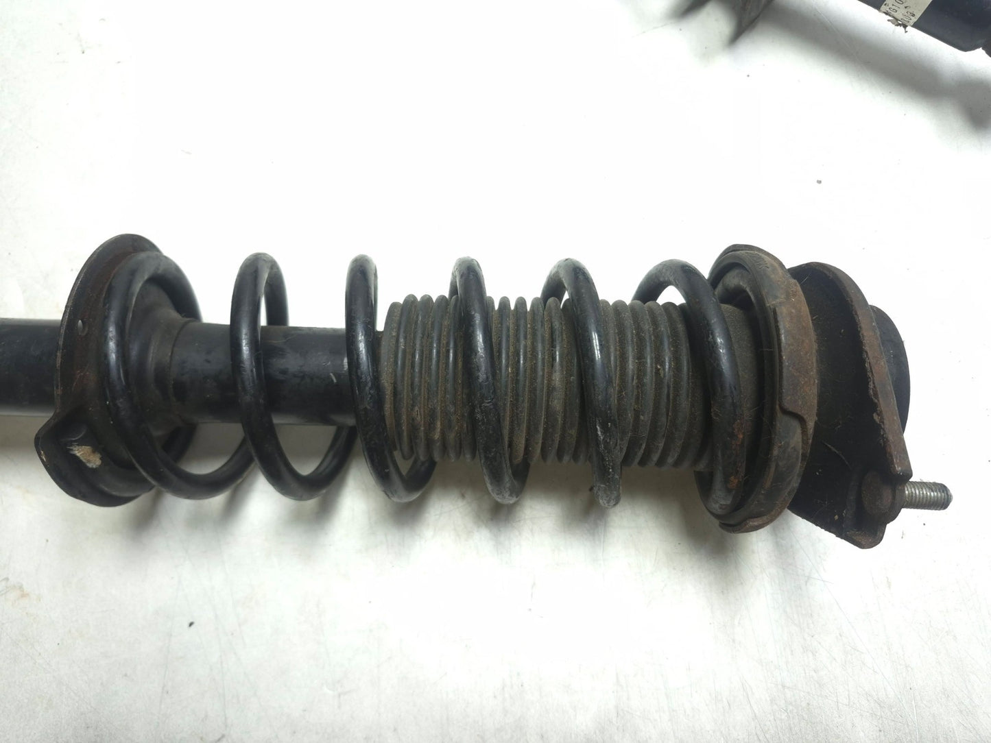 2010 Subaru Impreza 2.5l Rear Strut Left & Right Pair OEM