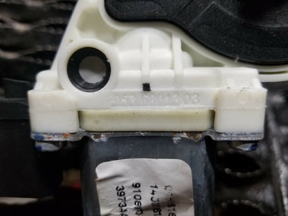 16 17 Dodge Challenger SRT Pass Right Side Door Power Motor Regulator OEM 12k