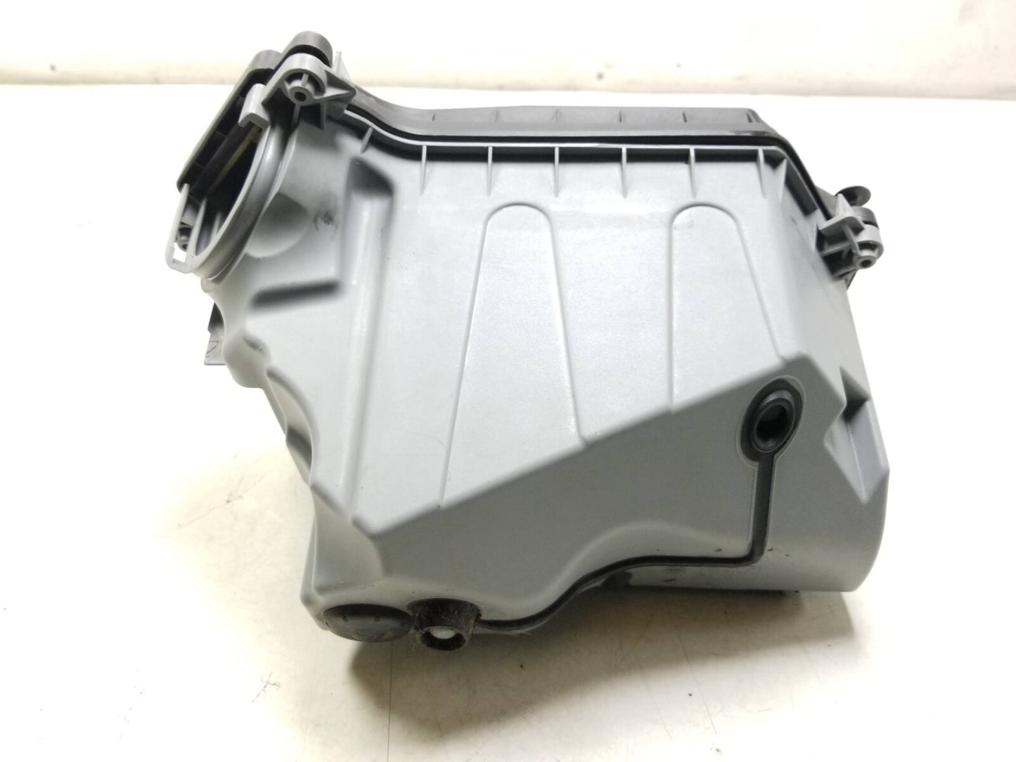 2010 Audi Q5 Engine Control Module Cool Housing OEM