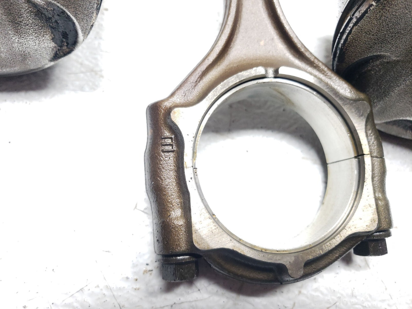 2016 Jeep Cherokee 3.2l Piston W/ Connecting Rod 6pcs OEM